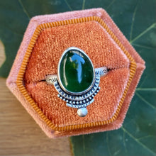 Load image into Gallery viewer, Green Serpentine Statement Ring / Size 8.75