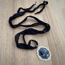 Load image into Gallery viewer, Phlogopite Ornate Frame Necklace