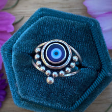 Load image into Gallery viewer, Evil Eye Millefiori Glass Ring / Size 8.75