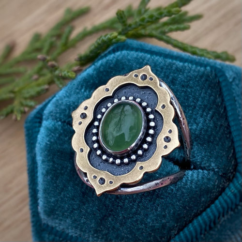 Green Serpentine Ornate Frame Ring / Size 7.25-7.5