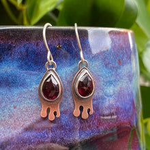 Load image into Gallery viewer, Garnet Drippy Dangle Earrings {A}