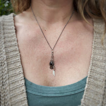 Load image into Gallery viewer, Garnet Drippy + Knife Necklace / 19”