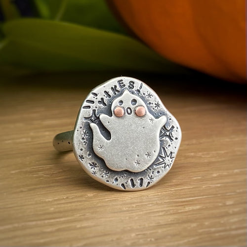 Ghostie Ring / Size 9.25