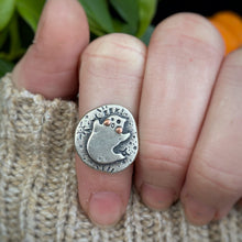 Load image into Gallery viewer, Ghostie Ring / Size 5.5
