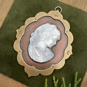 Mother of Pearl Cameo Copper & Brass Wall Hanging {A}
