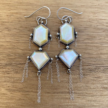 Load image into Gallery viewer, Mother of Pearl Fringe Earrings