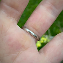 Load image into Gallery viewer, Synthetic Opal Arch Ring / Size 7.5