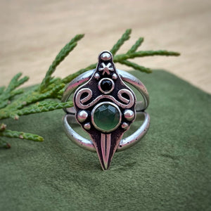 Green Serpentine & Onyx Sword Statement Ring / Size 9.25-9.75