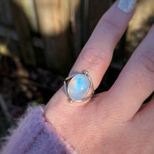 Load image into Gallery viewer, Rainbow Moonstone Chunky Ring / Size 5 - 5.25