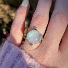 Load image into Gallery viewer, Rainbow Moonstone Chunky Ring / Size 7.25 - 7.5