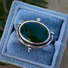 Load image into Gallery viewer, Green Serpentine Chunky Ring / Size 6 - 6.25