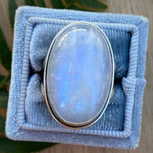 Load image into Gallery viewer, Rainbow Moonstone Chunky Ring / Size 8.75 - 9