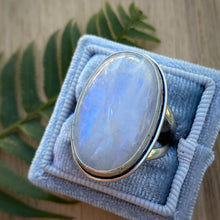 Load image into Gallery viewer, Rainbow Moonstone Chunky Ring / Size 8.75 - 9