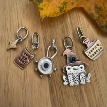 Load image into Gallery viewer, Glass &amp; Onyx Witch's Potion Charm Set {Clear} / No Chain