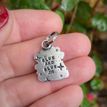 Load image into Gallery viewer, Queen Conch Shell Heart Ghostie Charm {B} / No Chain