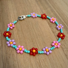 Load image into Gallery viewer, Beaded Daisy Chain Bracelet