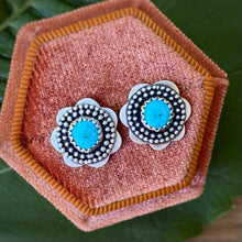 Load image into Gallery viewer, Kingman Turquoise Flower Studs