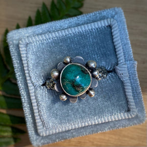 Mineral Park Turquoise Sputnik Ring / Size 5.25