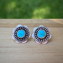 Load image into Gallery viewer, Kingman Turquoise Flower Studs