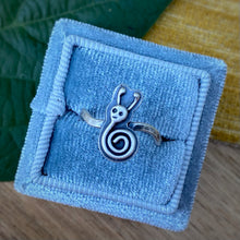 Load image into Gallery viewer, Snail Stacking Ring / Size 5