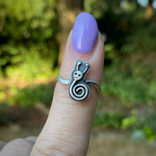 Load image into Gallery viewer, Snail Stacking Ring / Size 5