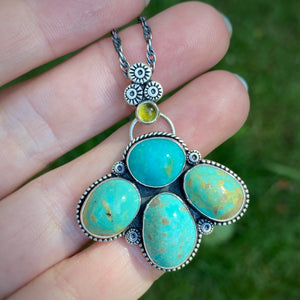 Turquoise Mountain & Peridot Southwestern Statement Necklace / 20” - 22”