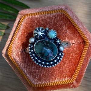 Mineral Park Turquoise & New Lander Ring / Size 10.5 - 10.75