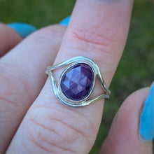 Load image into Gallery viewer, Rose Cut Silk Ruby Sapphire Eye Ring / 6.5 - 6.75
